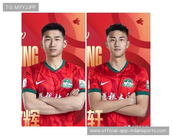 石家庄功夫杜智轩边路下底，倒三角回传到弧顶